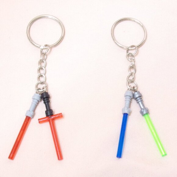MINIFIGURE KEYCHAIN-Star Wars-Harry Potter-Sesame Street-Wonder Women Stand Gift - Picture 2 of 13